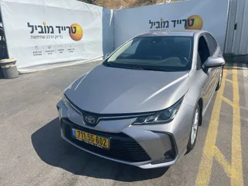 טויוטה קורולה