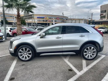 קאדילק XT4