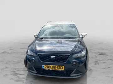 סיאט ארונה