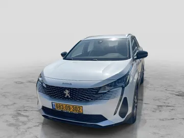 פיג'ו 3008