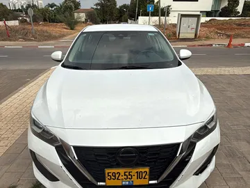 ניסאן סנטרה